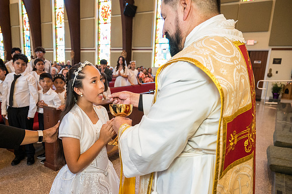St Peter First Communion May 4 0137