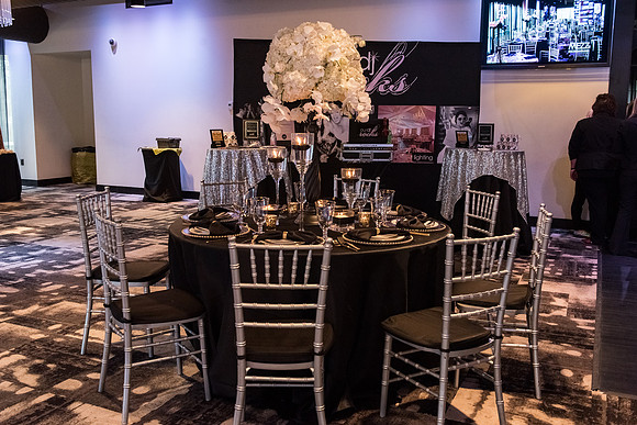Downtown Wedding Crawl-TheMEZZ (17 of 71)