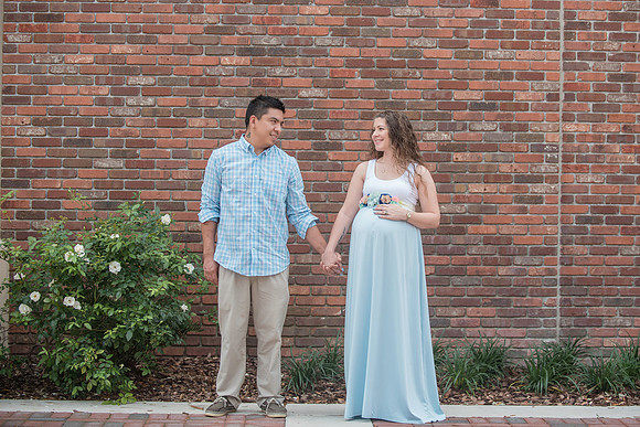 Winter-Garden-Maternity-Session-Jill-and-Fermin 10202