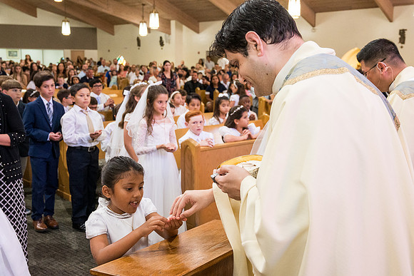 Holy Family First Communion May 4 0250
