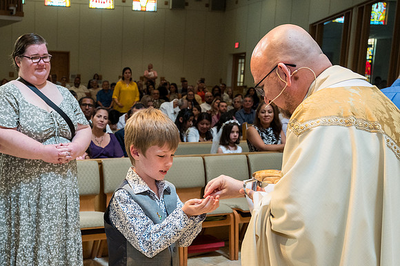 St Mary Mag First Communion April 27 0105