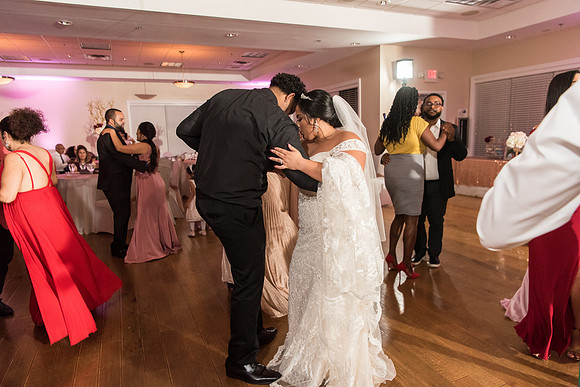 holy-redeemer-catholic-church-wedding-erika-and-ferdy 4547