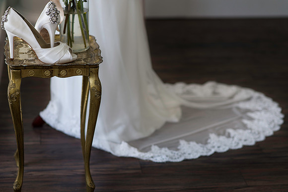 Krustallos Couture Bridal ©Sophias Art Photography