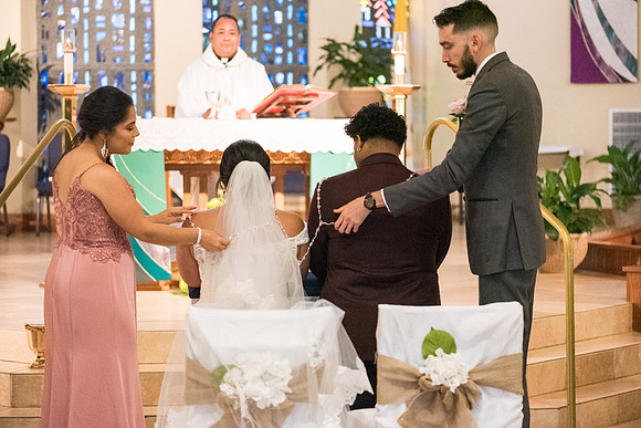holy-redeemer-catholic-church-wedding-erika-and-ferdy 3497