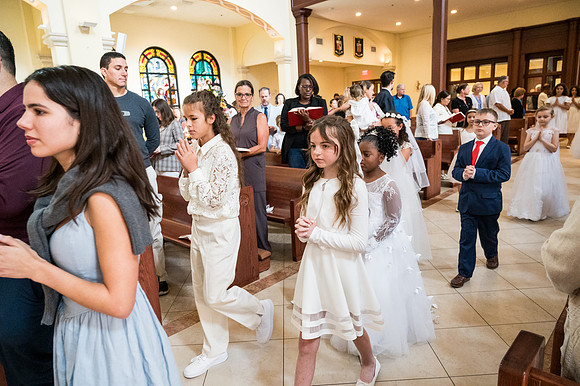 St James First Communion April 27 9 AM 0005