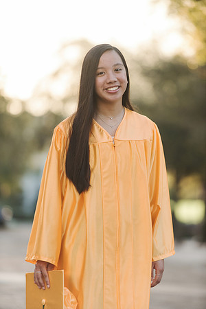HFCS-Grad-Photos-Beatrice 1083-Editfinal