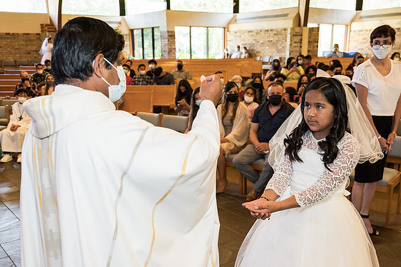 st-francis-first-communion-2021-1130am 1064