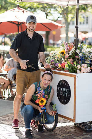 Plant-Street-Flower-Cart-April-May-2021-Winter-Garden 1074final