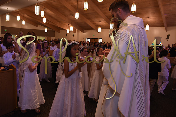 Holy-Family-First-Communion-April-29 2223