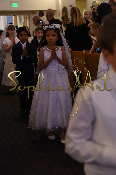 Holy-Family-First-Communion-April-29 2093