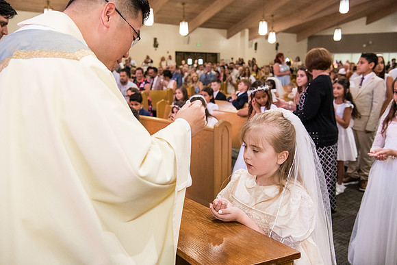 Holy Family First Communion May 4 0100