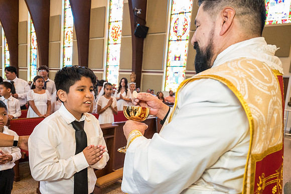 St Peter First Communion May 4 0150