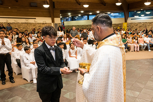 St Francis First Communion May 3 0156