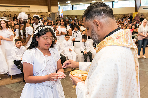 St Francis First Communion May 4 0303