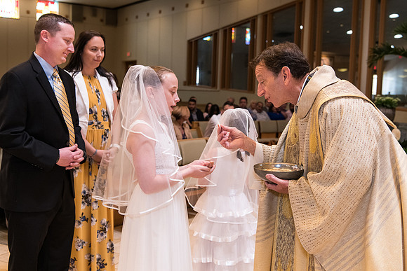 St Mary Magdalen First Communion 2022 10AM (64 of 92)