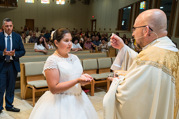 St Mary Mag First Communion April 27 0052