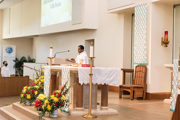 good-shepherd-first-communion-may-16-730pm 1010