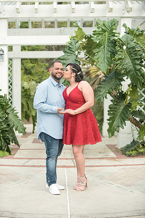 Leu-Gardens-Engagement-Session-Noraliz-and-Luis 10622