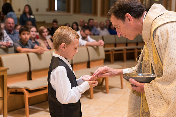 St Mary Magdalen First Communion 2022 10AM (71 of 92)