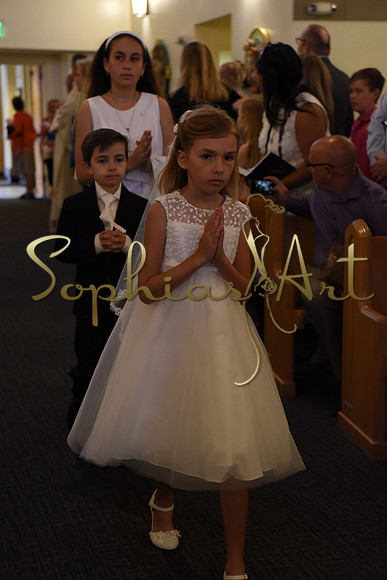 Holy-Family-First-Communion-April-29 2123