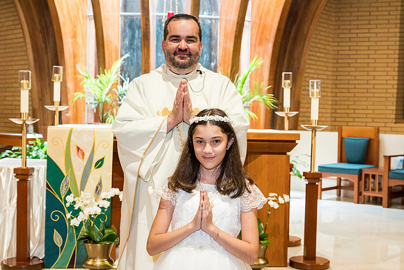 st-john-vianney-first-communion-may-29-2021 1086