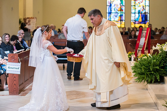 St James First Communion April 26 0068