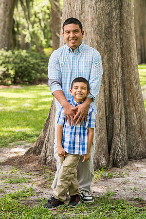 Jill and Fermin Family 2025 0048