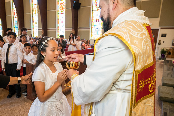 St Peter First Communion May 4 0136
