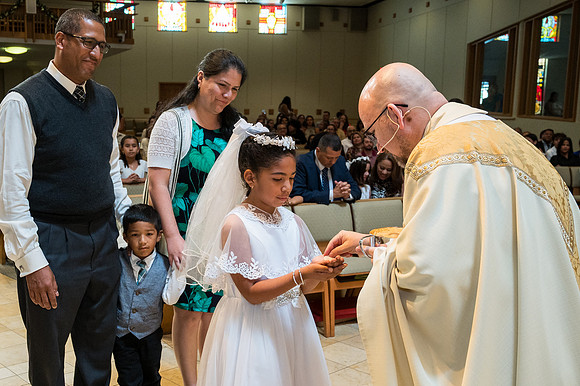 St Mary Mag First Communion April 27 0059