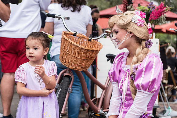 rapunzel-event-plant-street-flower-cart 1028final