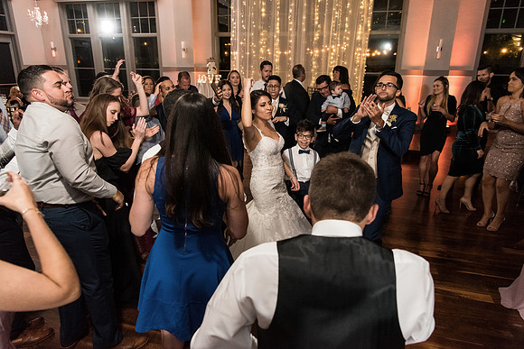 noahs-event-venue-wedding-andrea-and-elton 1532