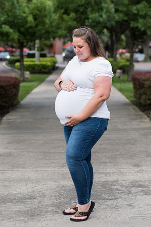 tiffany-and-rorey-maternity-selections 1013final