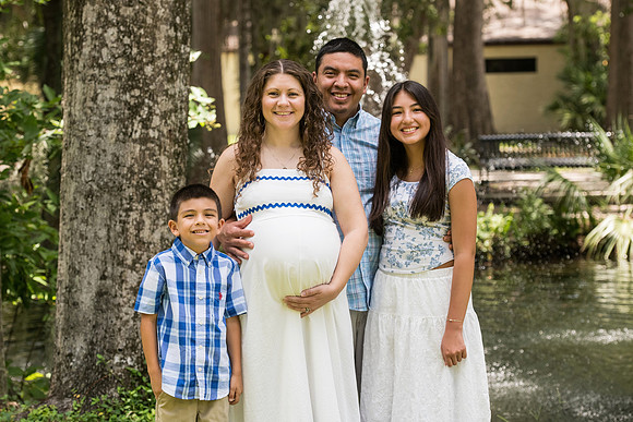 Jill and Fermin Family 2025 0064-Edit