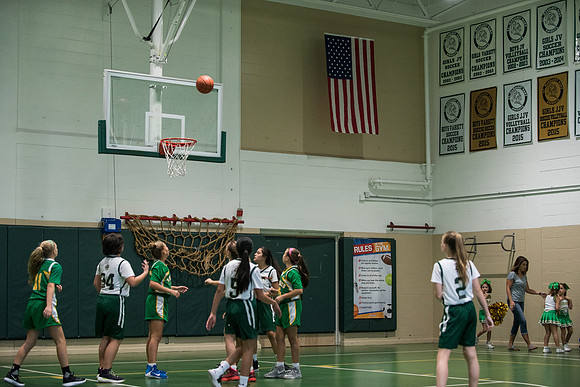 Holy-Family-Lady-Lions-Basketball-Team 1023
