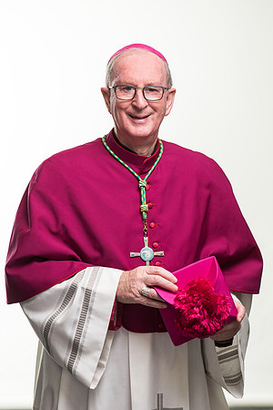Bishop Noonan Portraits 2022 (14 of 22)