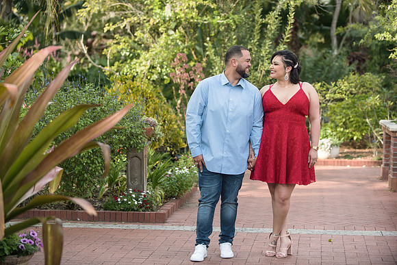 Leu-Gardens-Engagement-Session-Noraliz-and-Luis 10222