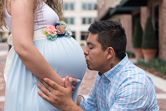 Winter-Garden-Maternity-Session-Jill-and-Fermin 11292