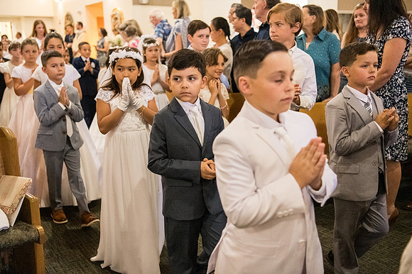 Holy Family First Communion April 27 0010