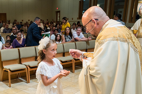 St Mary Mag First Communion April 27 0073