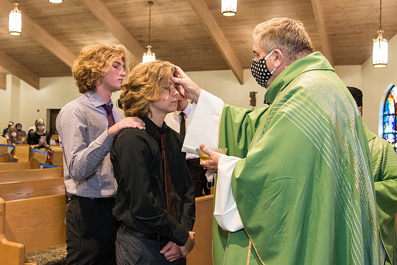 confirmation-2020-holy-family 1113