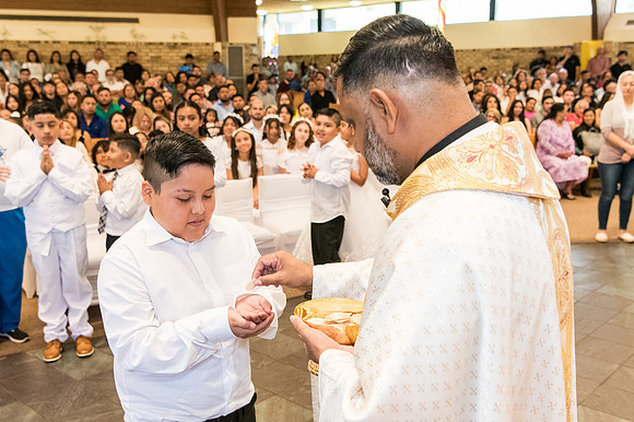 St Francis First Communion May 4 0278