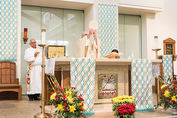 good-shepherd-first-communion-may-16-900am 1013