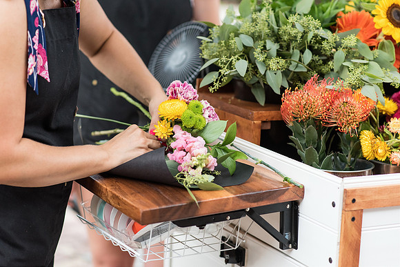 plant-street-flower-cart-june-july-2021-winter-garden 1045final