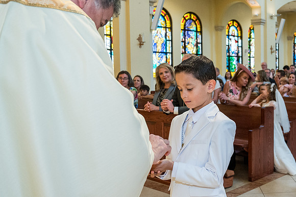 St James First Communion April 27 11 AM 0090