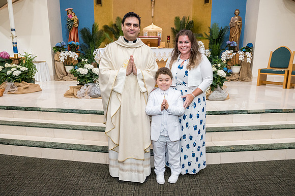 Holy Family First Communion 2024 0077