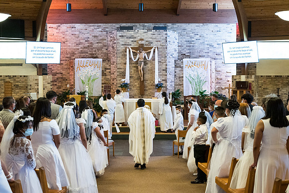 st-francis-first-communion-2021-1130am 1049