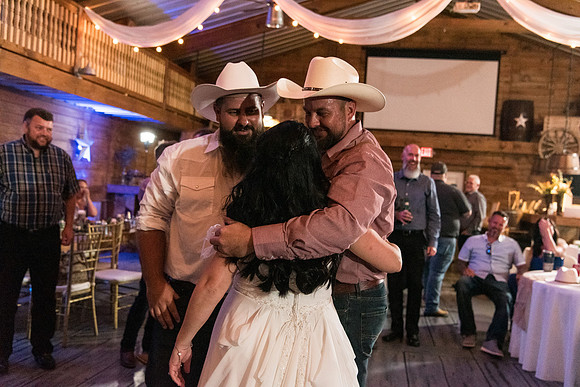 Kristal-and-Andy (420 of 445)