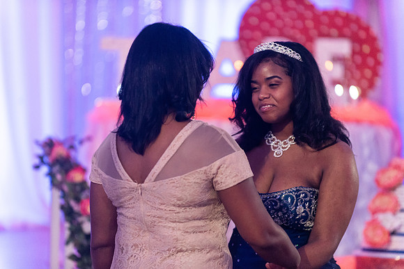 Tiares Sweet 16 1098-Edit
