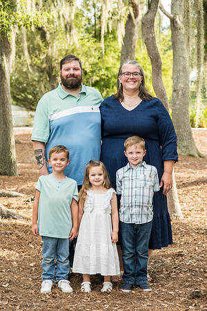 Angela and Evert Family 2025 0076-Edit
