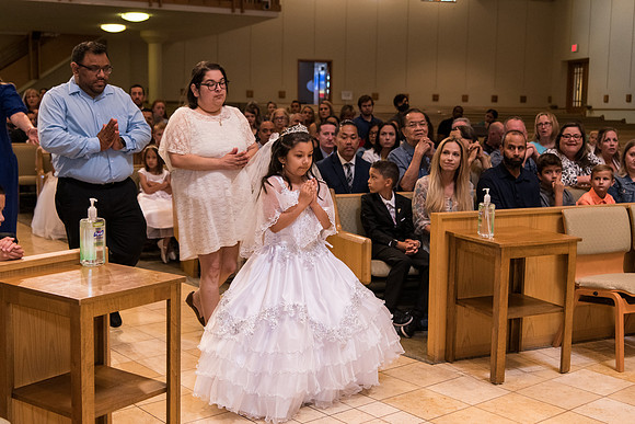 St Mary Magdalen First Communion 2022 10AM (32 of 92)